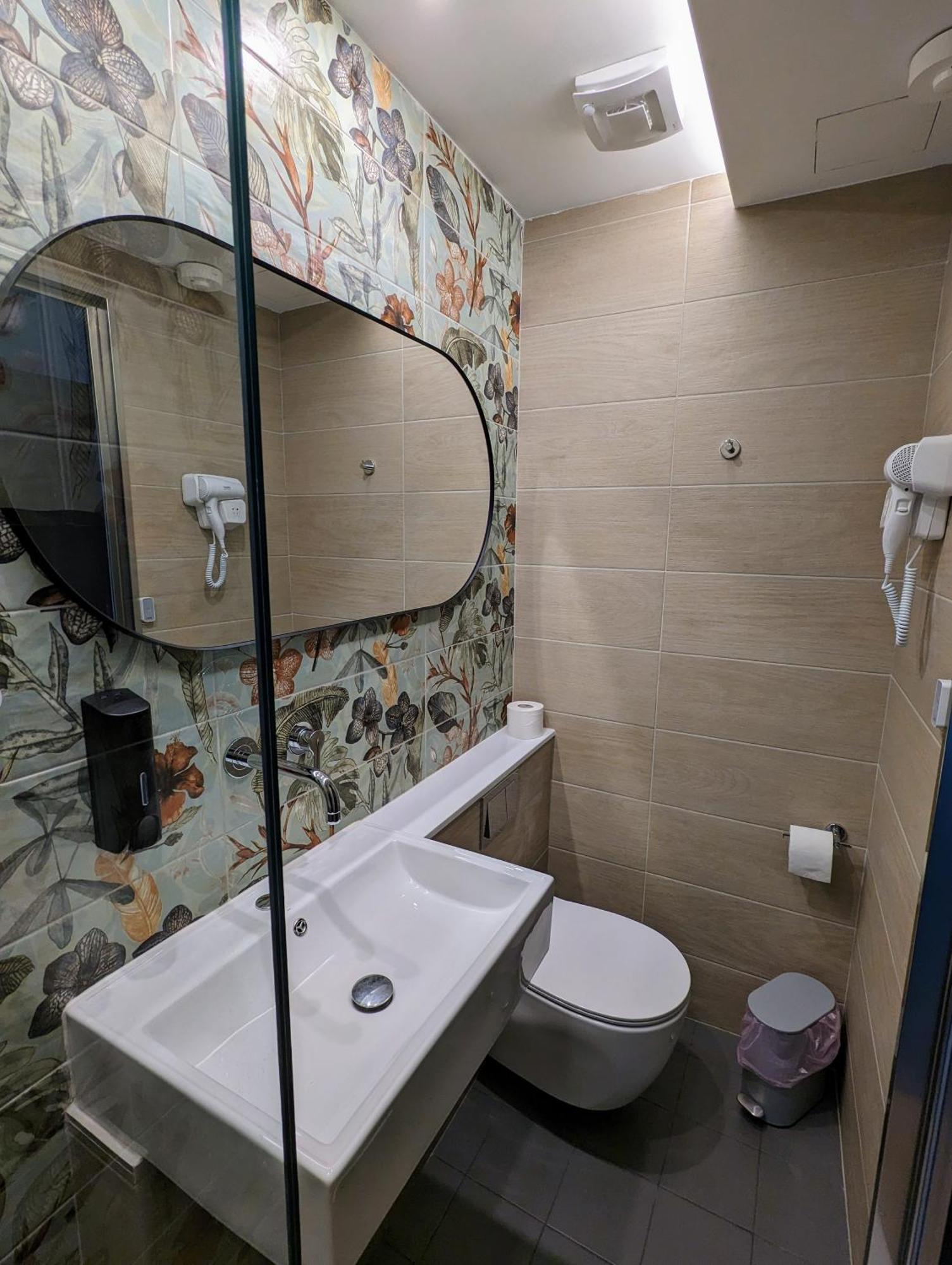 Hostel Issa Lesvos Mytilíni Exteriér fotografie