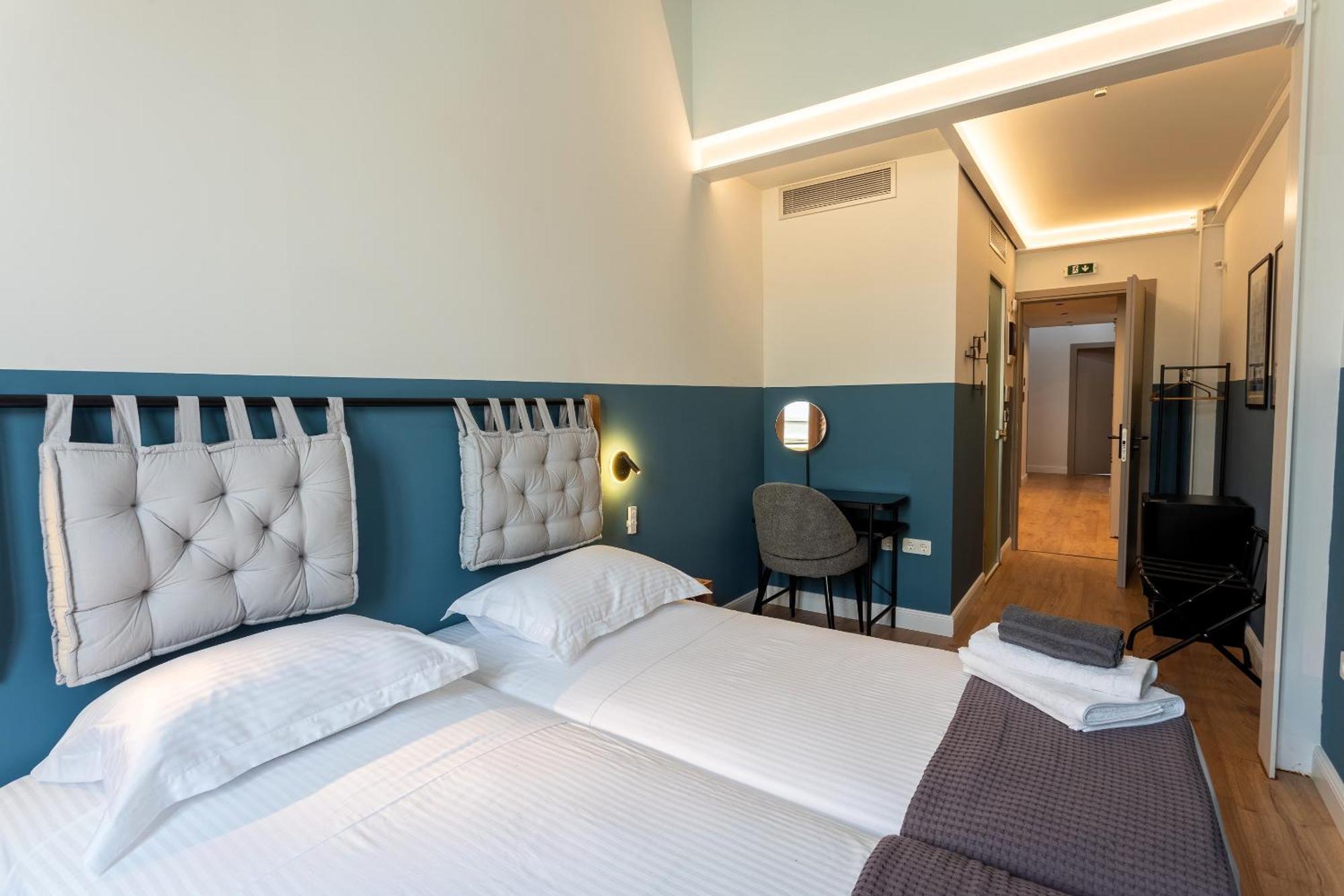 Hostel Issa Lesvos Mytilíni Exteriér fotografie