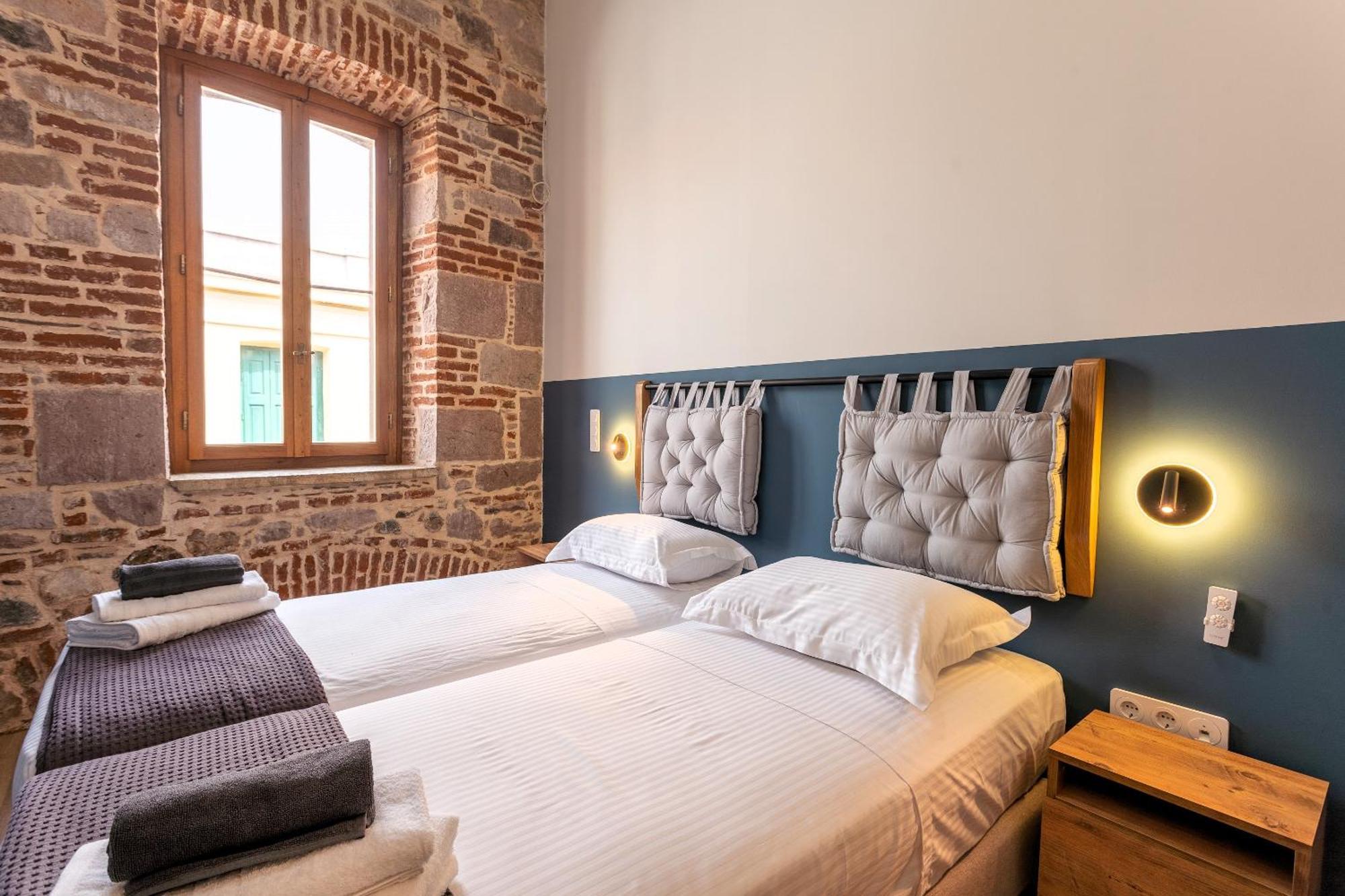 Hostel Issa Lesvos Mytilíni Exteriér fotografie