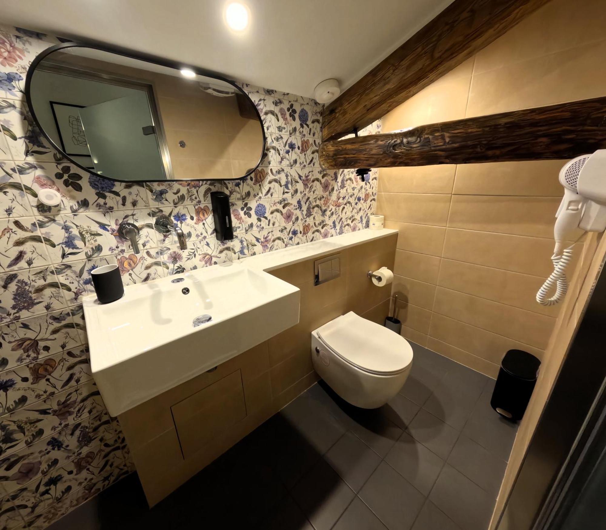Hostel Issa Lesvos Mytilíni Exteriér fotografie