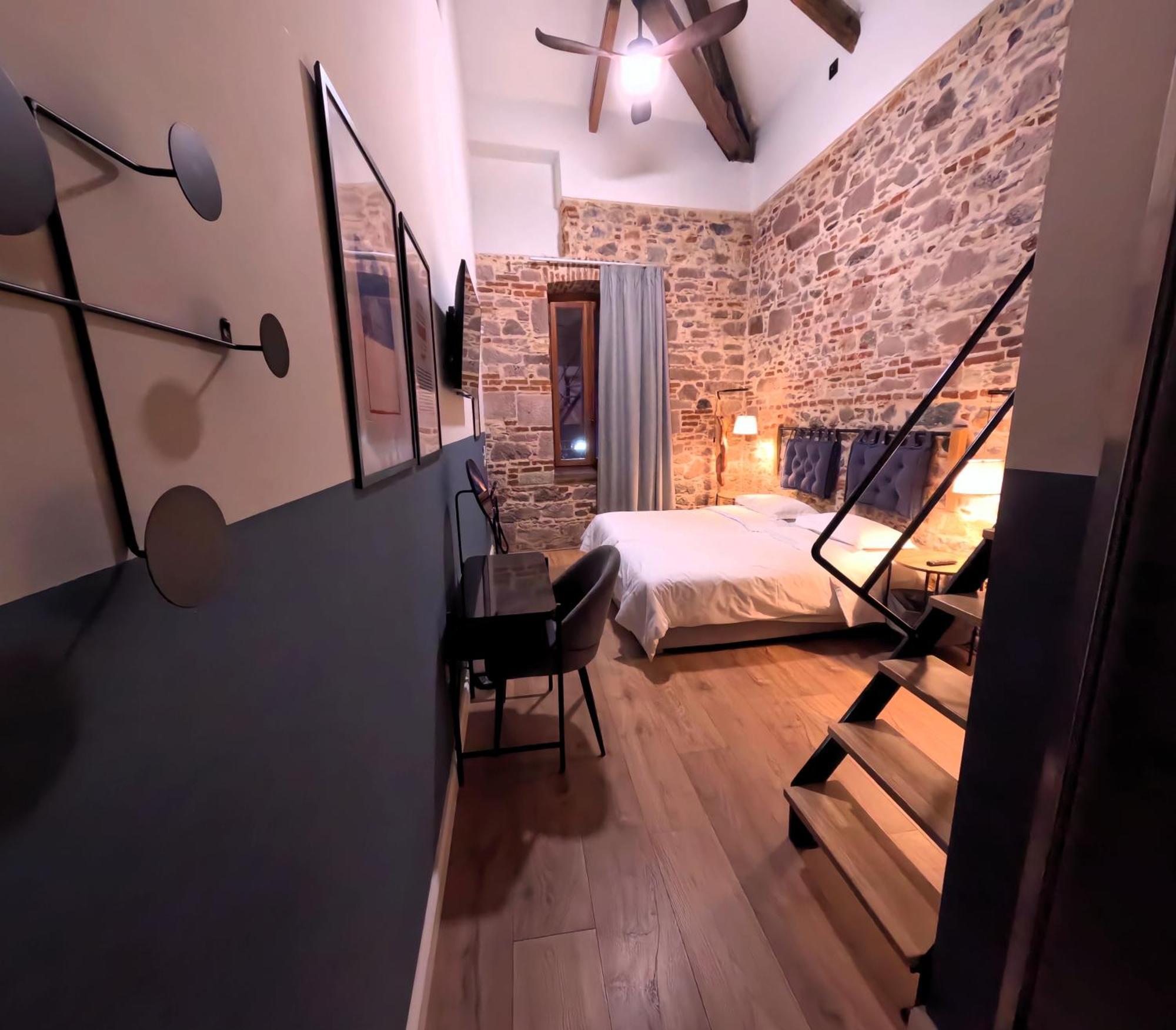 Hostel Issa Lesvos Mytilíni Exteriér fotografie